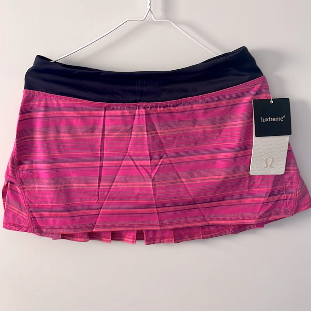 NWT- Lululemon luxtreme  run pacesetter skirt